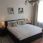 Exclusive On Zborovska Apartment Prag