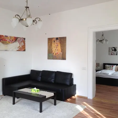 Appartamento Exclusive On Zborovska Praga