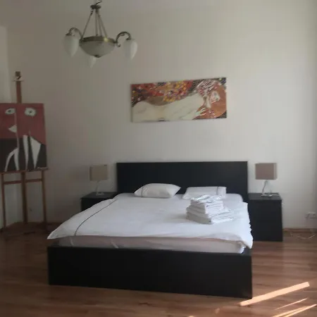 Appartamento Exclusive On Zborovska Praga